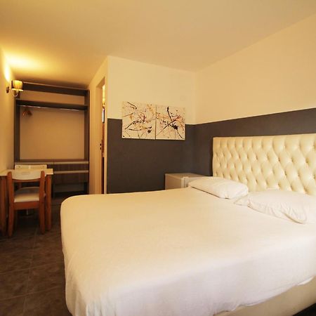 Aparthotel Puerto Tigre Extérieur photo
